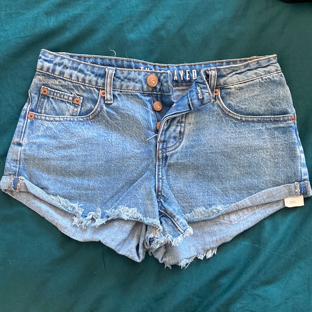 cotton on cottonon mid rise size 2 EUC cutoff jean denim shorts destroyed EUC